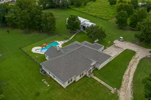 1213 Dyann Dr, Wharton, TX 77488 - Photo 1