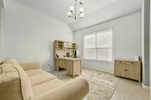 18015 Svensson Slade Ln, Houston, TX 77044 - Photo 15
