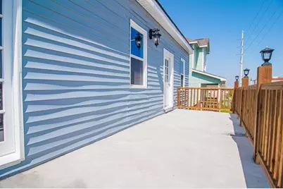 2714 Ball #B-2, Galveston, TX 77550 - Photo 27