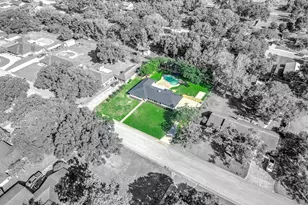 109 E Sherwood Dr, Alvin, TX 77511 - Photo 43