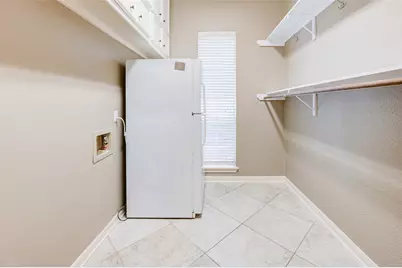 11 E Wedgemere Circle, The Woodlands, TX 77381 - Photo 23