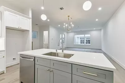 7709 Earl Rudder Way, Houston, TX 77055 - Photo 11