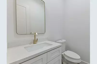 7709 Earl Rudder Way, Houston, TX 77055 - Photo 15