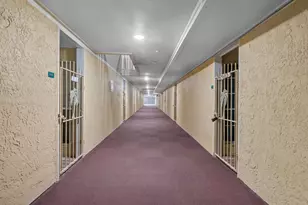 6300 Seawall Blvd, Galveston, TX 77551 - Photo 15