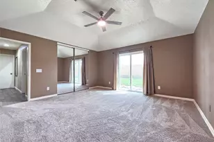 13327 Bridgewalk Ln, Houston, TX 77041 - Photo 11