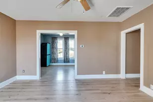 5224 Bernardo De Galvez, Galveston, TX 77551 - Photo 25