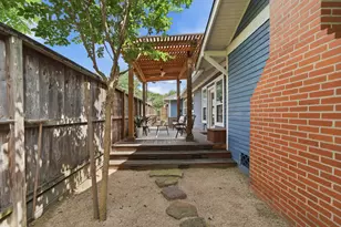 713 Wendel St, Houston, TX 77009 - Photo 25