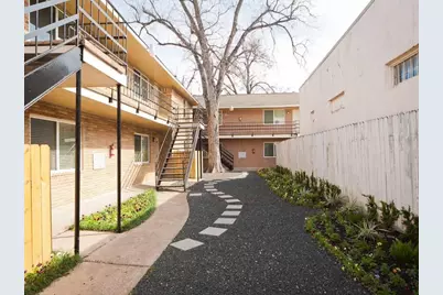 3202 Yale Street #6, Houston, TX 77018 - Photo 1