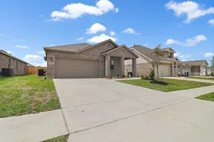 8431 Moonlight Bay Cir, Baytown, TX 77523 - Photo 1