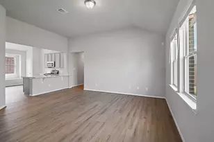 8431 Moonlight Bay Cir, Baytown, TX 77523 - Photo 5