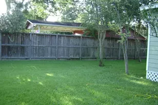 914 E 25th St, Houston, TX 77009 - Photo 13
