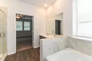 321 Lakeway Circle, Anahuac, TX 77514 - Photo 11