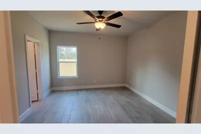 11915 Nelwood Street, Willis, TX 77318 - Photo 7