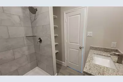 11915 Nelwood Street, Willis, TX 77318 - Photo 9