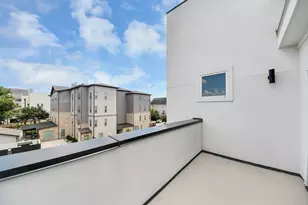 5823 Dolores St, Houston, TX 77057 - Photo 9