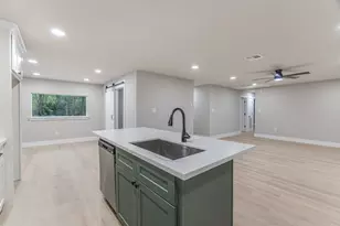 26701 Knotty Wood Ct, Huntsville, TX 77320 - Photo 19