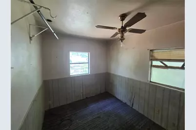 1007 S Scullin Avenue, Denison, TX 75020 - Photo 9