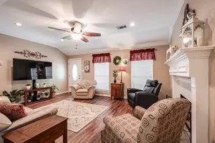 1311 Alpha Ln, Crosby, TX 77532 - Photo 13