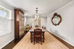 6201 Overbrook Ln, Houston, TX 77057 - Photo 9