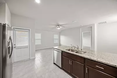 8014 Ecru Lane, Rosharon, TX 77583 - Photo 7