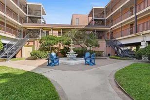 6300 Seawall Blvd, Galveston, TX 77551 - Photo 31