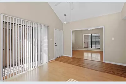 10164 Oakberry Street, Houston, TX 77042 - Photo 3