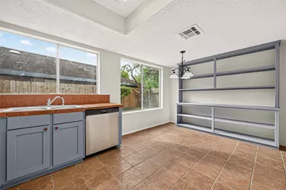 12826 Palm Desert Lane, Houston, TX 77099 - Photo 21