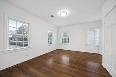 2440 Inwood Drive, Houston, TX 77019 - Photo 19