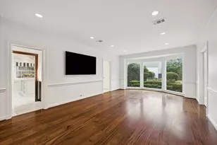 2440 Inwood Dr, Houston, TX 77019 - Photo 11