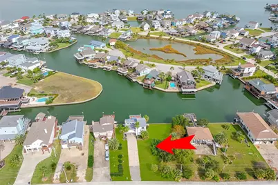 1426 Tiki Drive, Tiki Island, TX 77554 - Photo 35