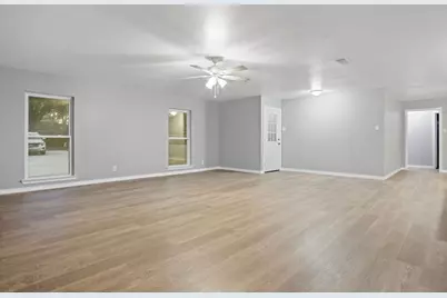 1347 E Palm Drive, Winnie, TX 77665 - Photo 13