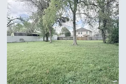 7527 Burt Street, Houston, TX 77088 - Photo 3