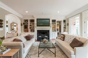 24 Village Oaks Ln, Houston, TX 77055 - Photo 9