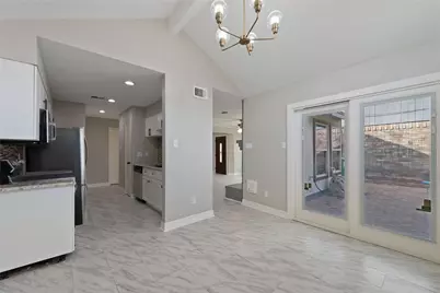 8818 Vinkins Road, Houston, TX 77071 - Photo 7