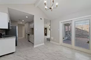 8818 Vinkins Rd, Houston, TX 77071 - Photo 7