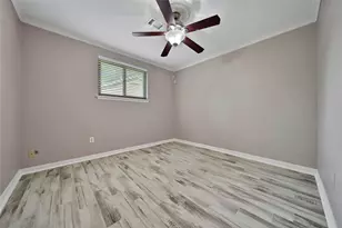 2006 Mermaid Ln, Houston, TX 77062 - Photo 25