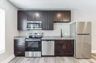 3618 Garrott St, Houston, TX 77006 - Photo 1