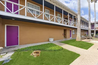 3618 Garrott Street #17, Houston, TX 77006 - Photo 9