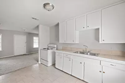 4922 Alvin Street, Houston, TX 77033 - Photo 9