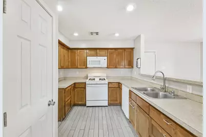 1103 Williams Street, Cleveland, TX 77327 - Photo 13