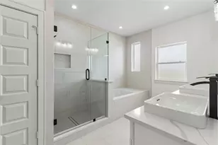 2934 El Fenice Ln, Houston, TX 77057 - Photo 11