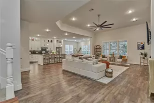 71 Victoria Dr W, Montgomery, TX 77356 - Photo 7