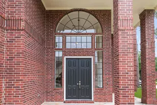 17402 Wilton Park Ct, Spring, TX 77379 - Photo 3