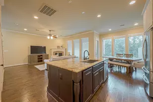 42 Daffodil Meadow Pl, The Woodlands, TX 77375 - Photo 9