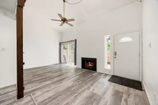 7092 Greenway Chase St, Houston, TX 77072 - Photo 7