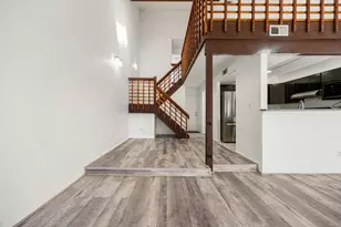 7092 Greenway Chase St, Houston, TX 77072 - Photo 11