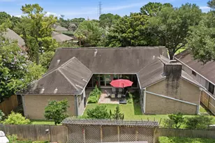 13026 Waldemere Dr, Houston, TX 77077 - Photo 31