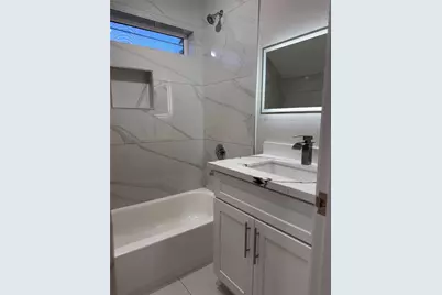 4406 Oats Street #C, Houston, TX 77020 - Photo 9