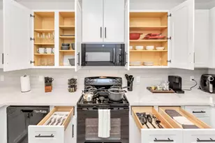 3735 Mainer St, Houston, TX 77021 - Photo 7