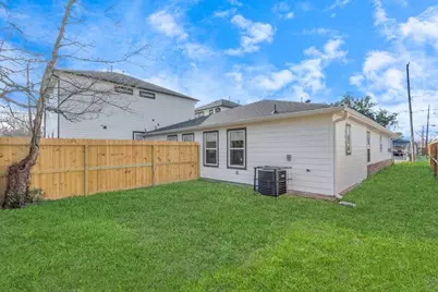 3735 Mainer Street #A, Houston, TX 77021 - Photo 27